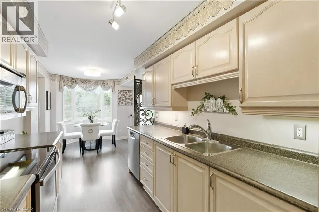 980 GOLF LINKS Road Unit# 101, #101