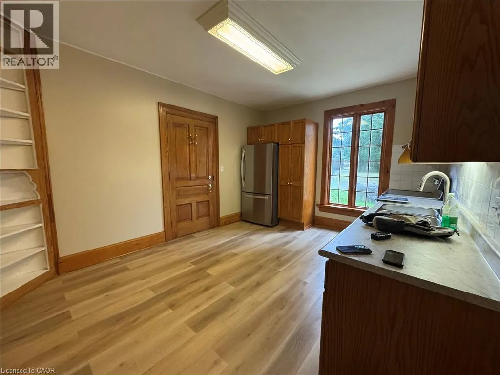 150 ELGIN Street N Unit# A, #A