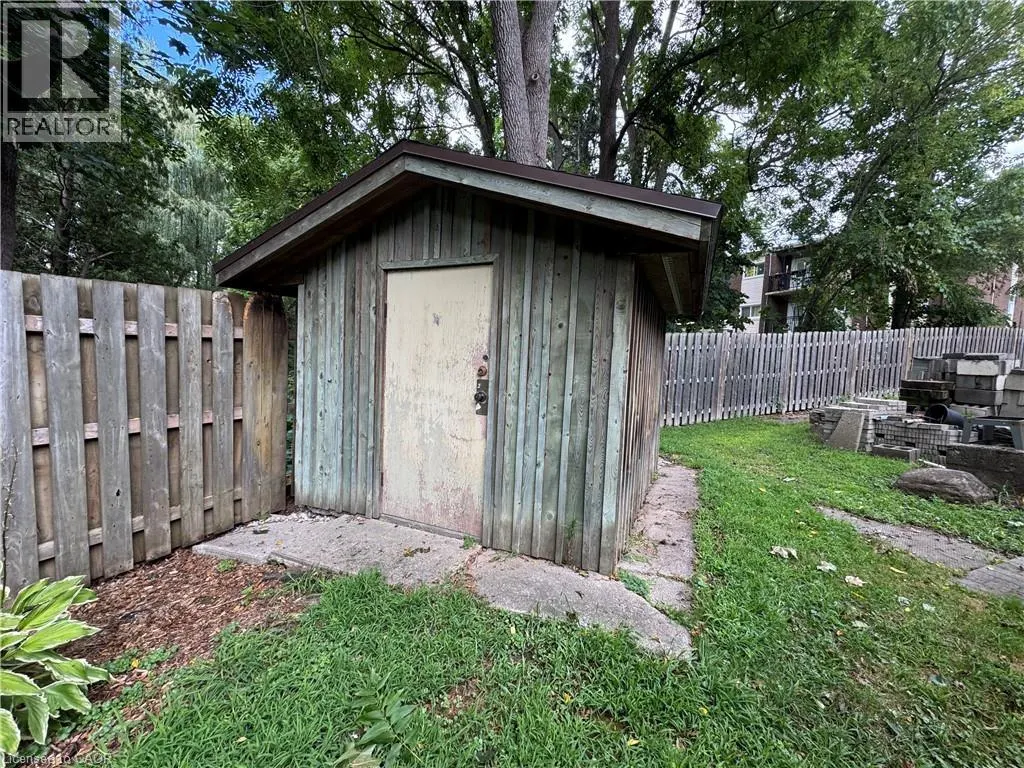 150 ELGIN Street N Unit# A, #A