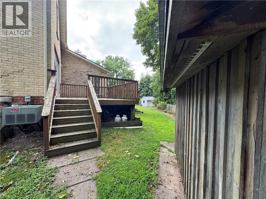 150 ELGIN Street N Unit# A, #A