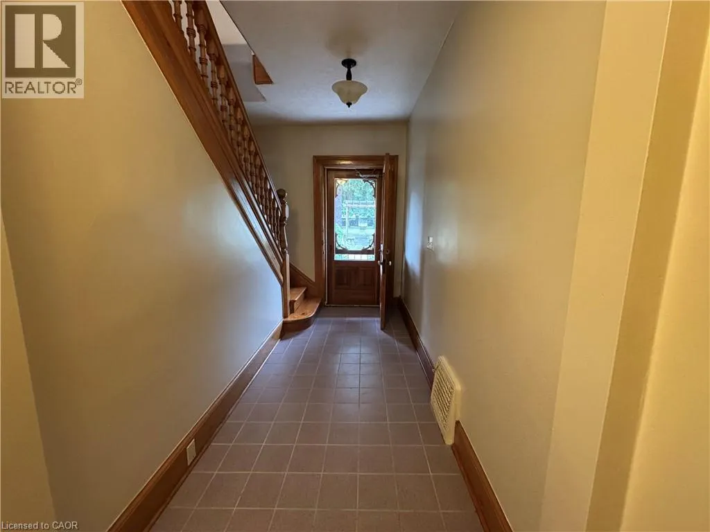 150 ELGIN Street N Unit# A, #A