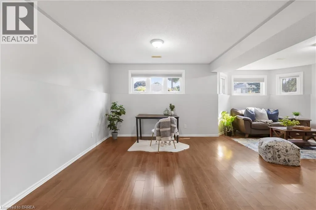 6 MCCORMICK Way