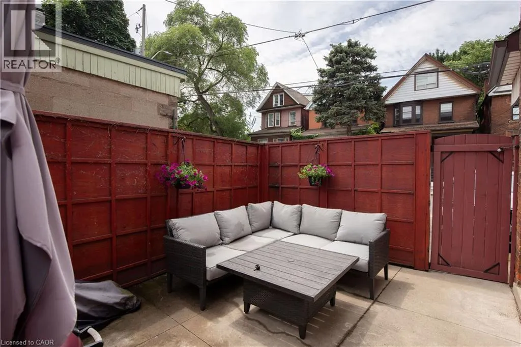 167 NAPIER Street