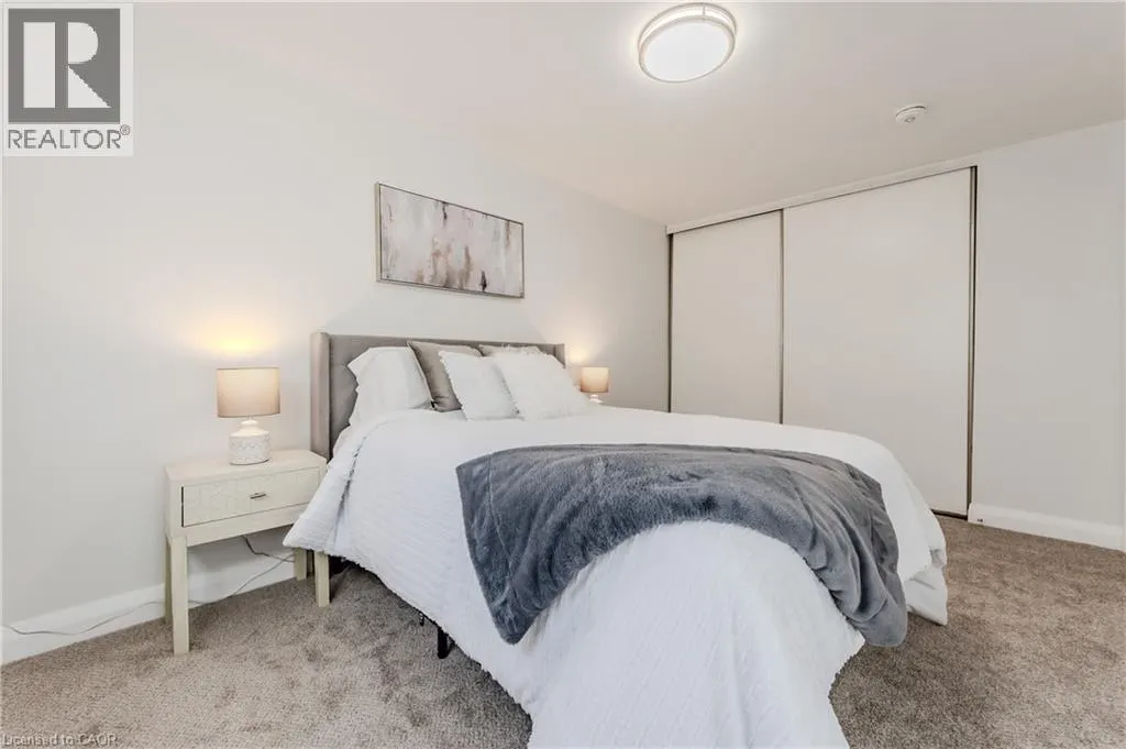 308 BLUEVALE Street N Unit# E, #E