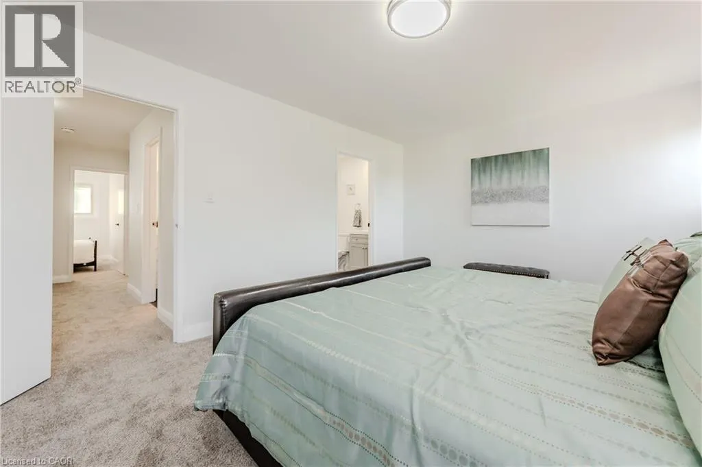 308 BLUEVALE Street N Unit# E, #E