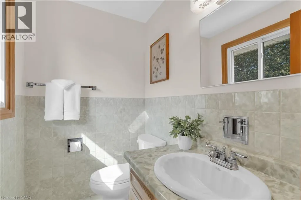 115 WHITE PINE Crescent