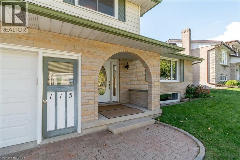 115 WHITE PINE Crescent