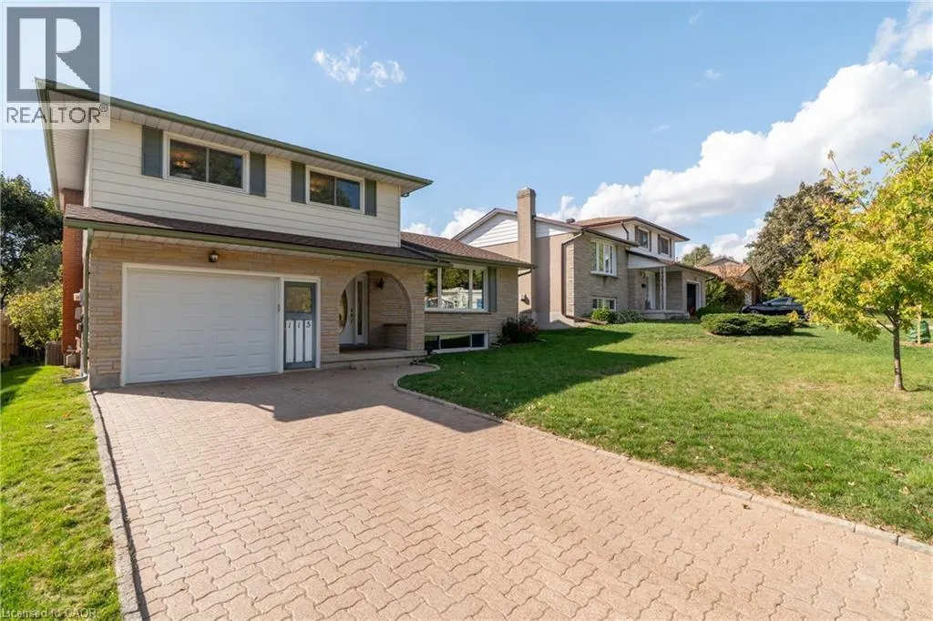 115 WHITE PINE Crescent