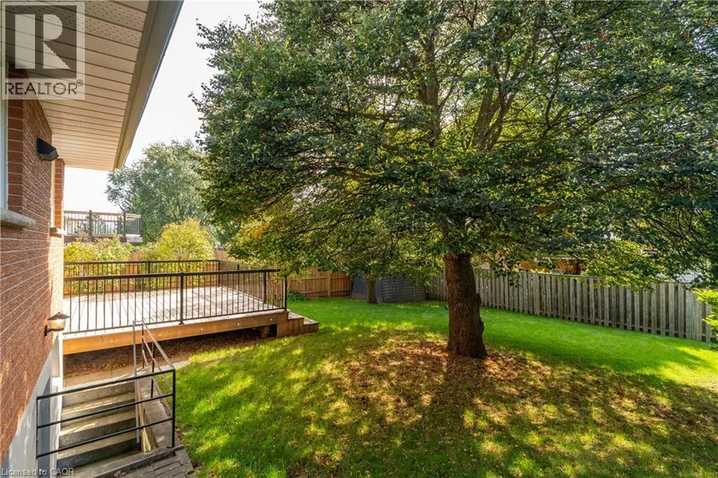 115 WHITE PINE Crescent
