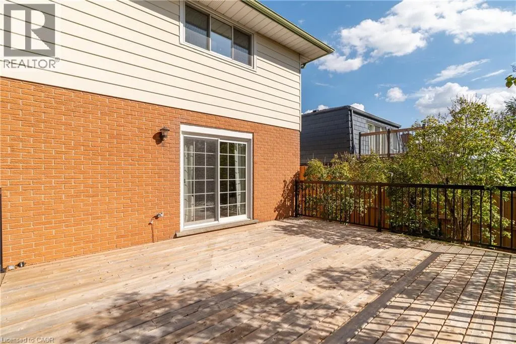 115 WHITE PINE Crescent