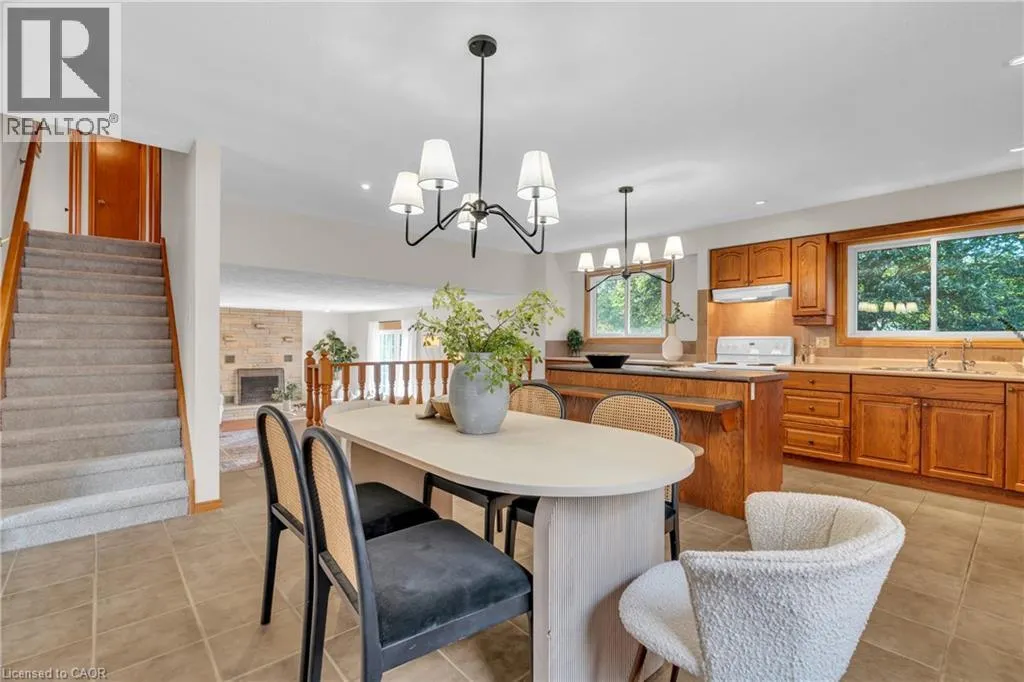 115 WHITE PINE Crescent