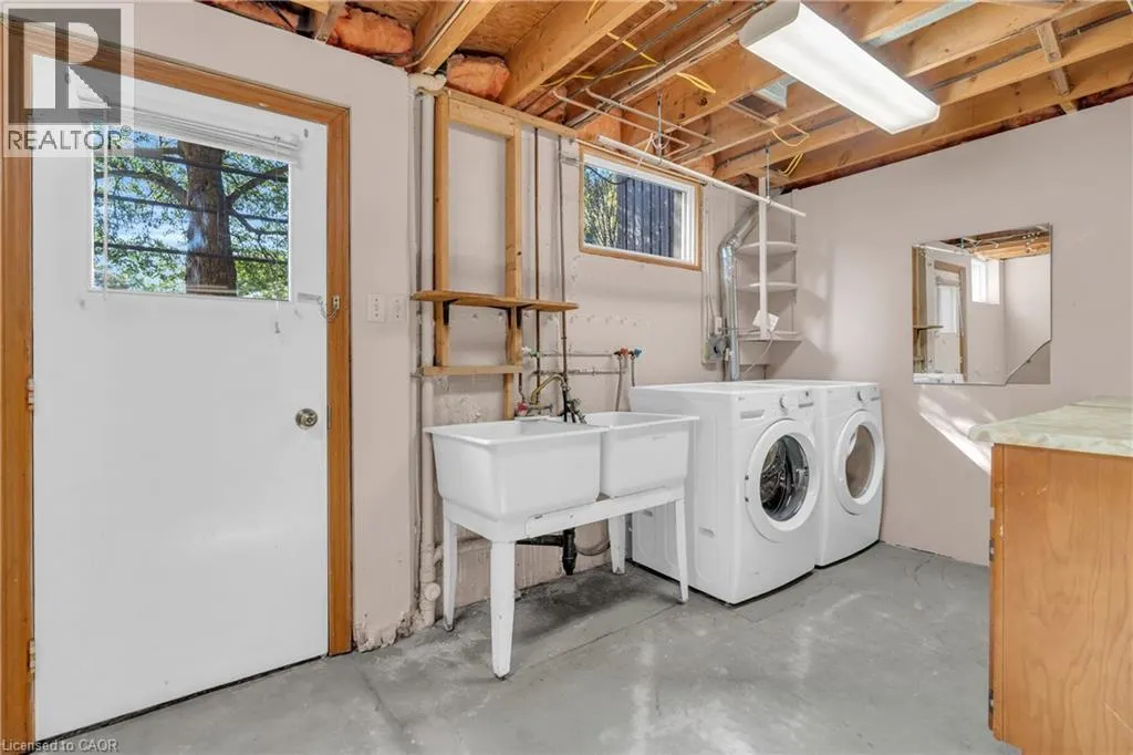 115 WHITE PINE Crescent