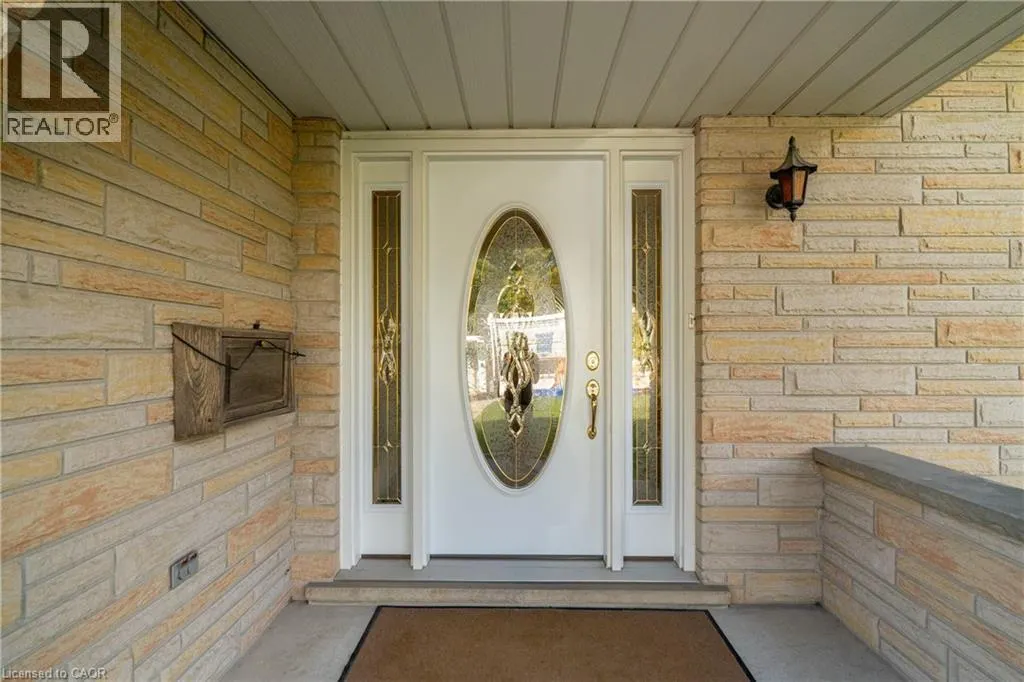 115 WHITE PINE Crescent
