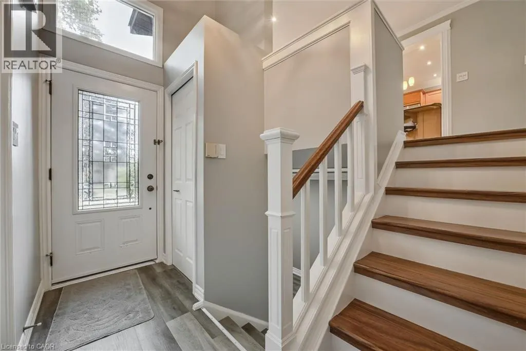 67 WESTBURY Crescent