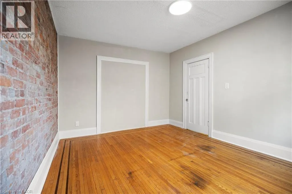 316 ABERDEEN Avenue Unit# 11, #11