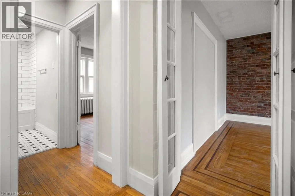 316 ABERDEEN Avenue Unit# 11, #11