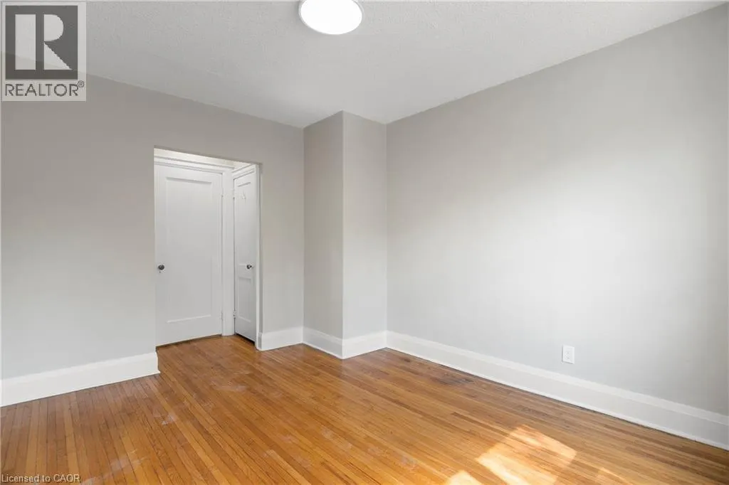 316 ABERDEEN Avenue Unit# 11, #11