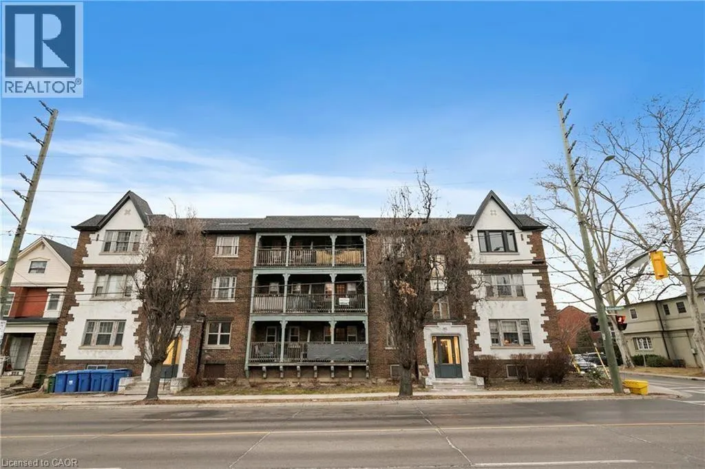 316 ABERDEEN Avenue Unit# 11, #11