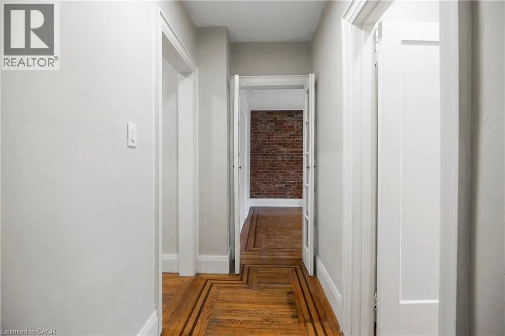 316 ABERDEEN Avenue Unit# 11, #11