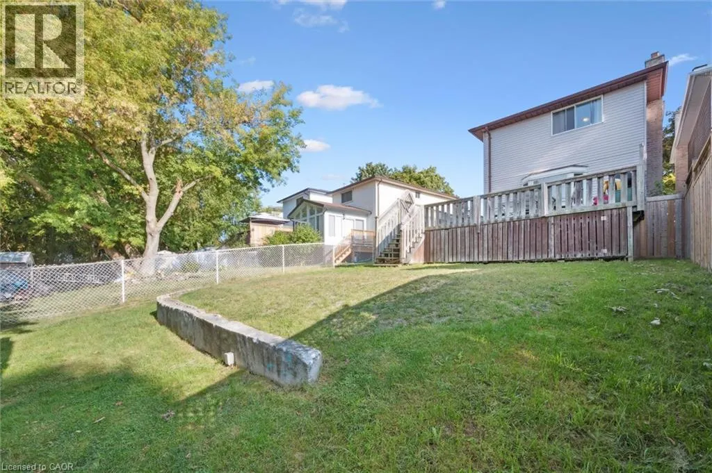 99 CARTER Crescent
