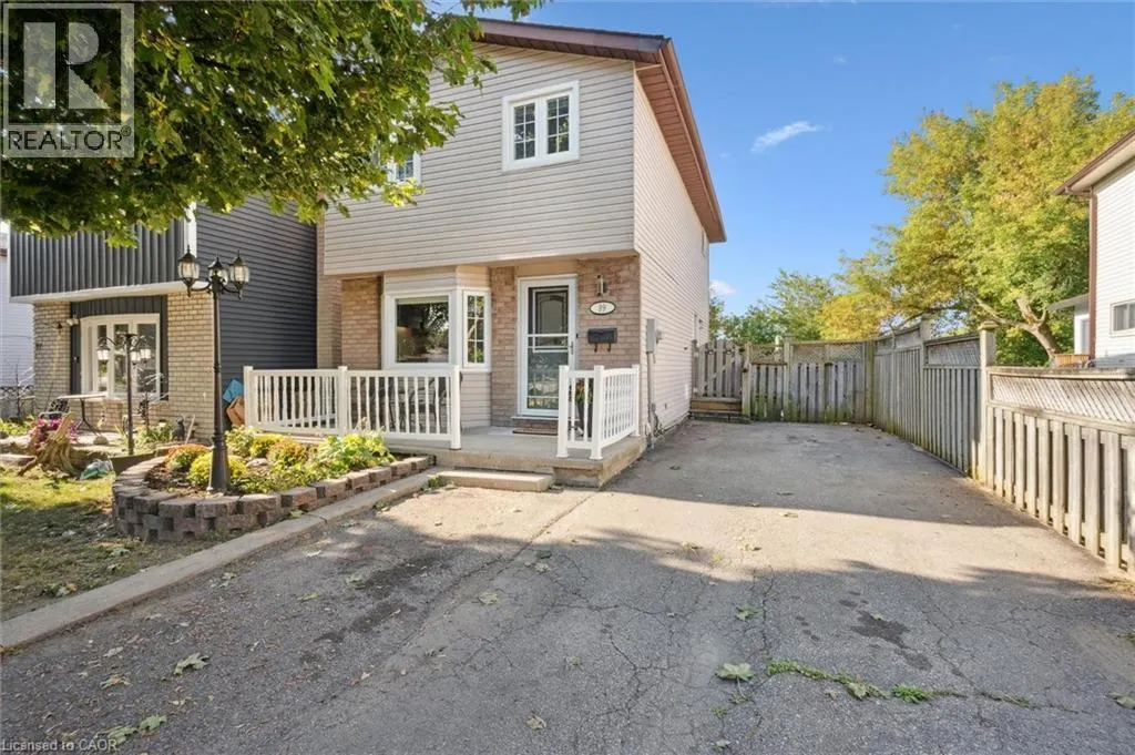 99 CARTER Crescent