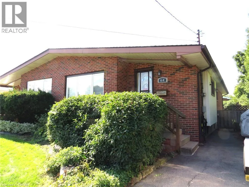 64 LUSCOMBE Street