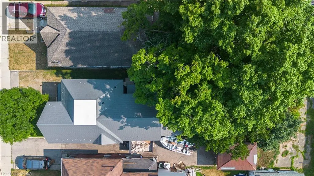 31 FAIR Avenue