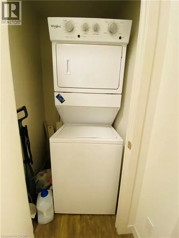 2087 FAIRVIEW Street Unit# 504, #504