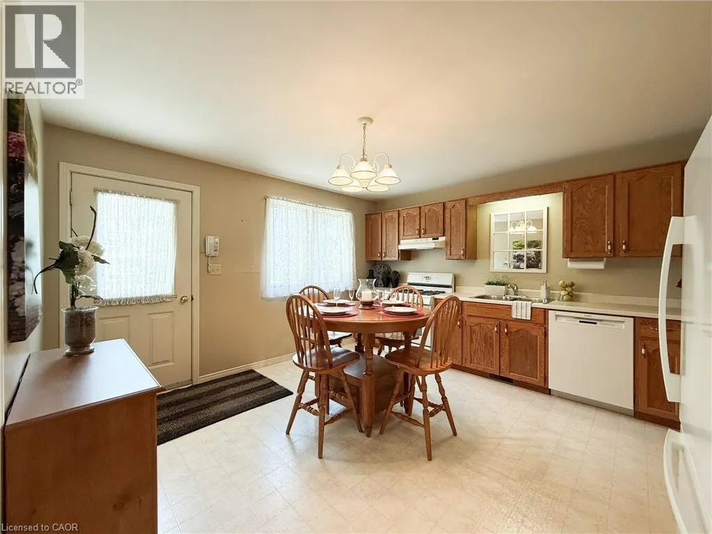 26 LINGWOOD Drive