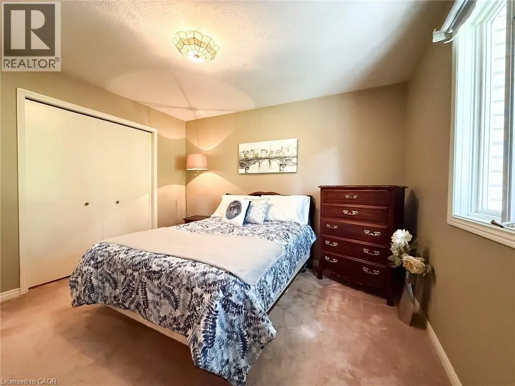 26 LINGWOOD Drive