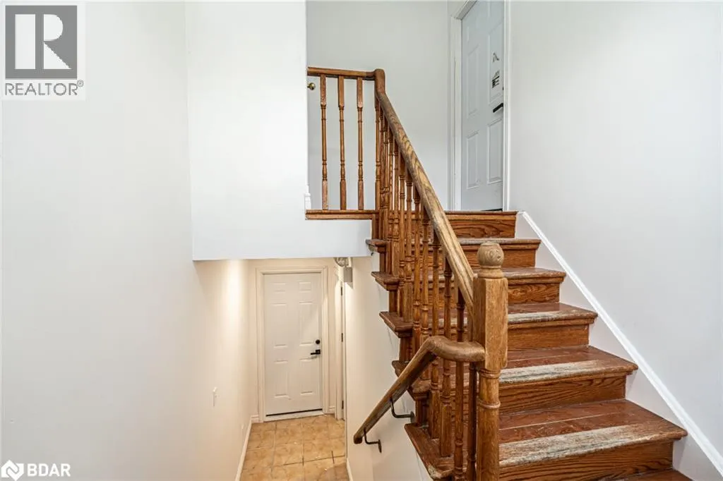 49 FOREST DALE Drive Unit# Lower, #Lower