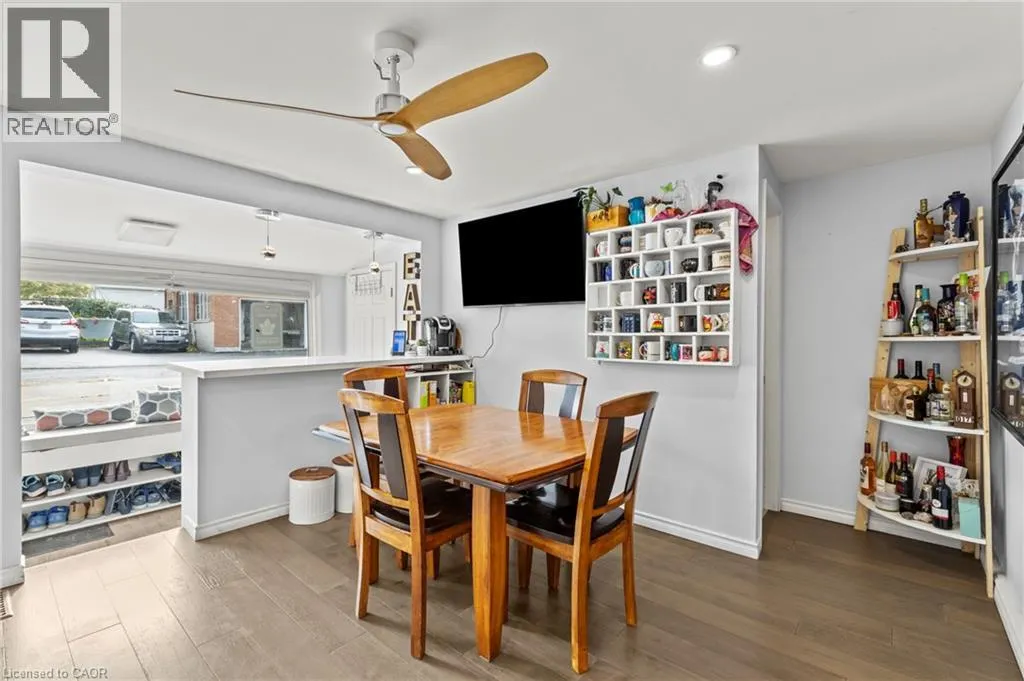 55 ALBERT Street W