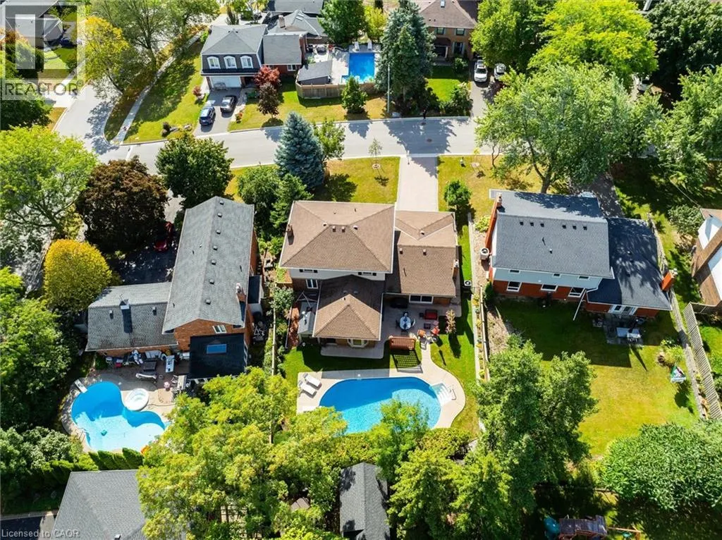 2105 AGINCOURT Crescent