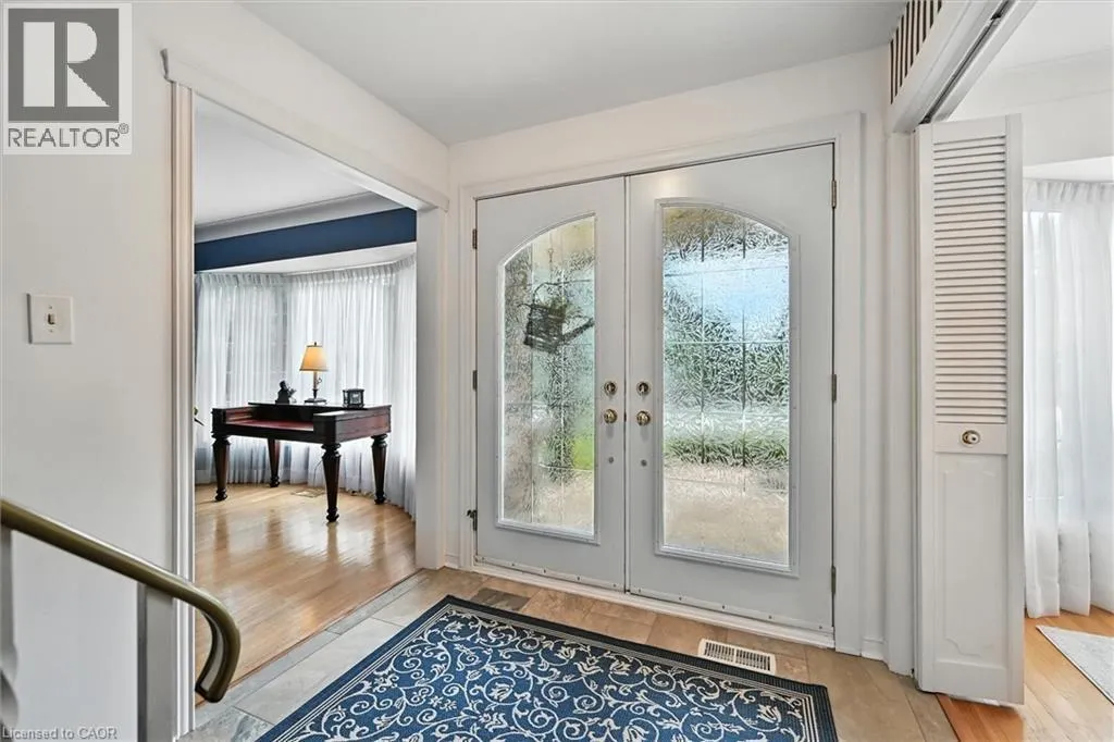 2105 AGINCOURT Crescent