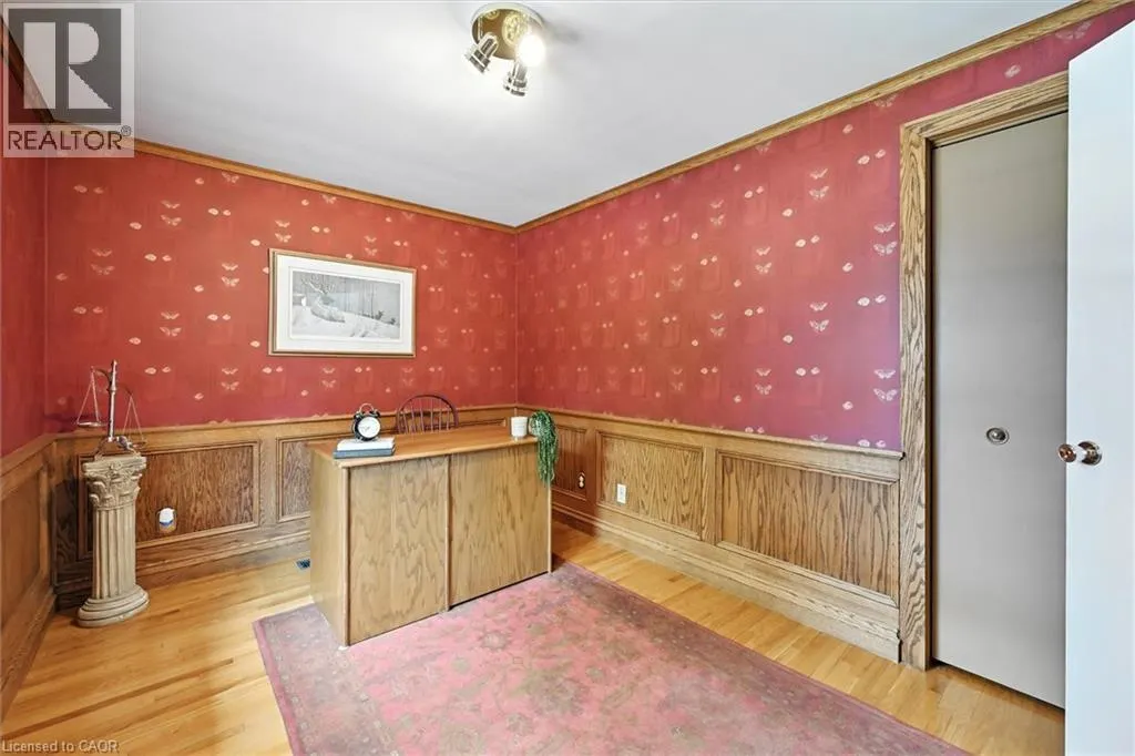 2105 AGINCOURT Crescent