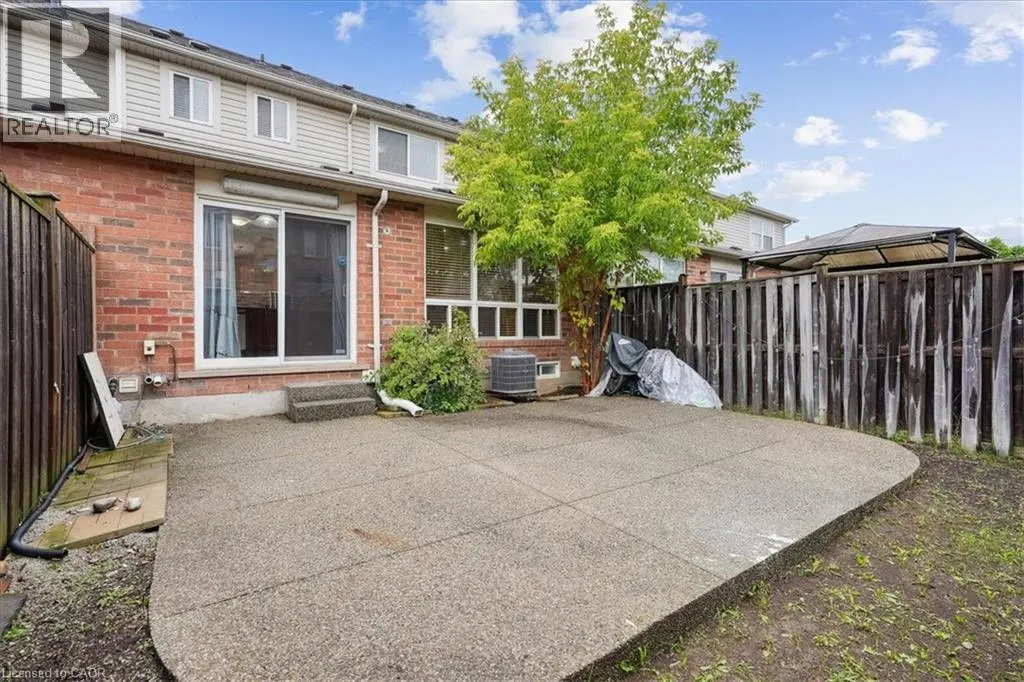 815 STARK Circle