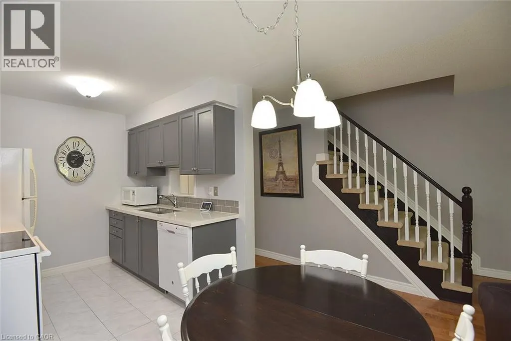 15 BRONTE Court