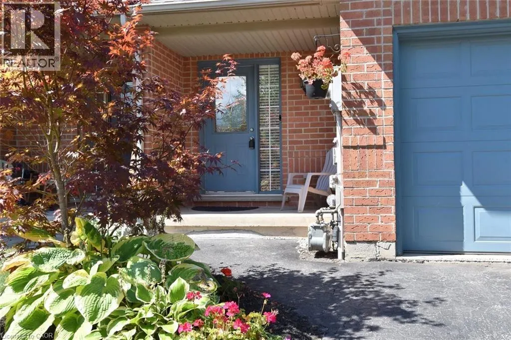 15 BRONTE Court