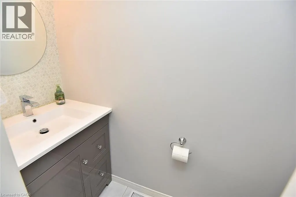 15 BRONTE Court