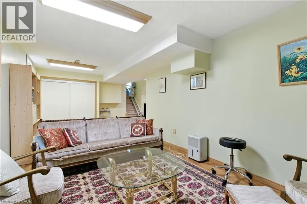 226 CARSON Drive