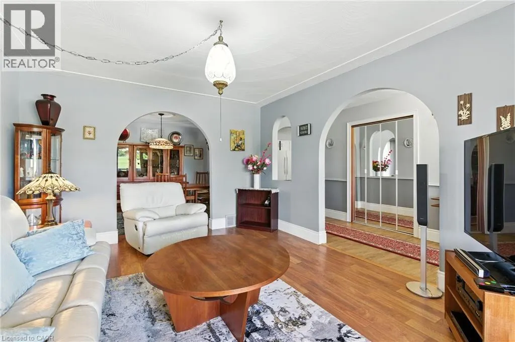 226 CARSON Drive
