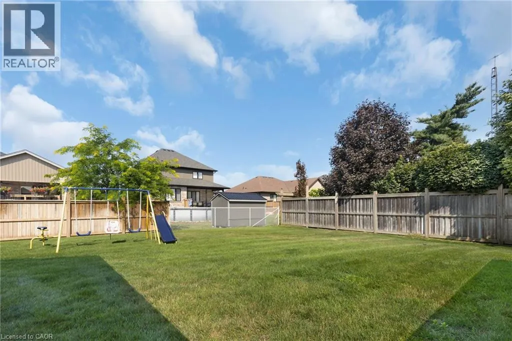 25 MCINTOSH Drive