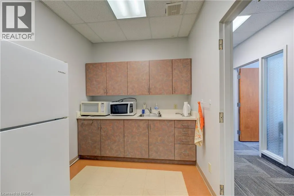 17 CORPORATE Place Unit# A, #A