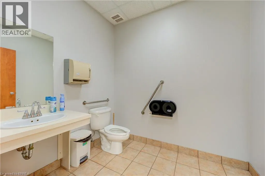 17 CORPORATE Place Unit# A, #A