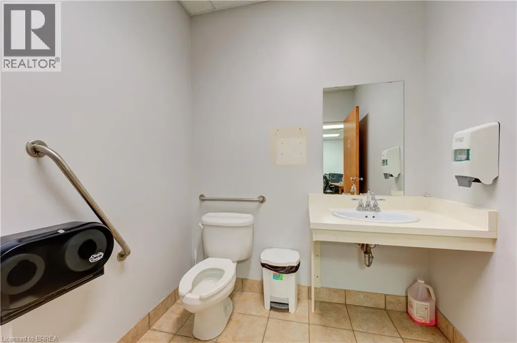 17 CORPORATE Place Unit# A, #A
