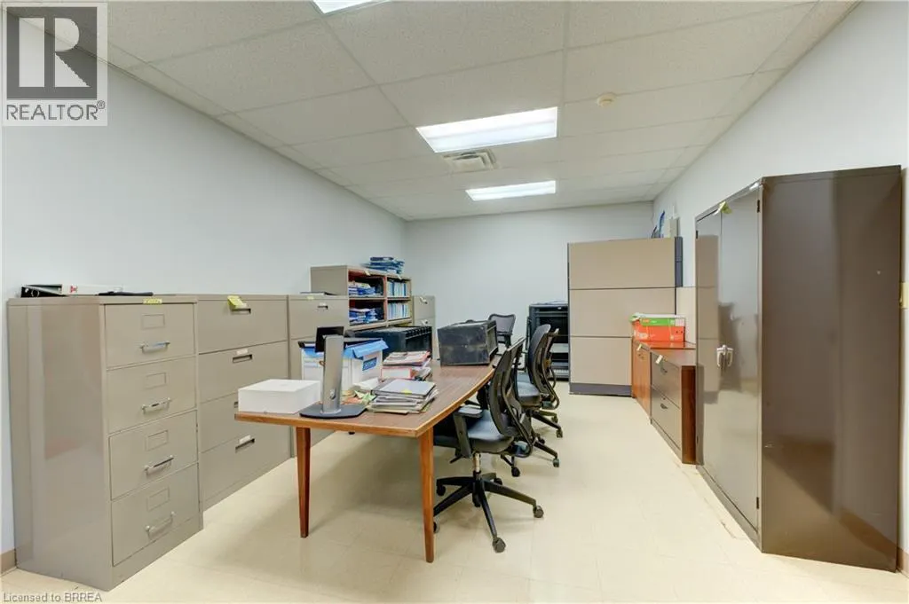 17 CORPORATE Place Unit# A, #A