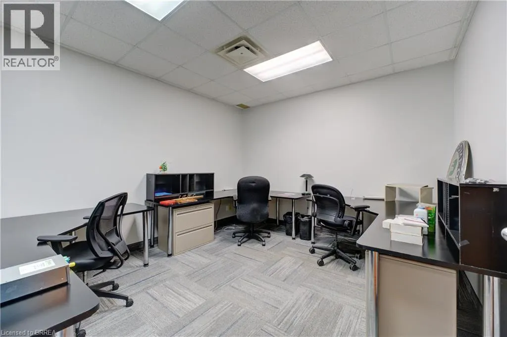 17 CORPORATE Place Unit# A, #A