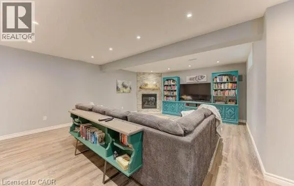 320 BANKSIDE Drive