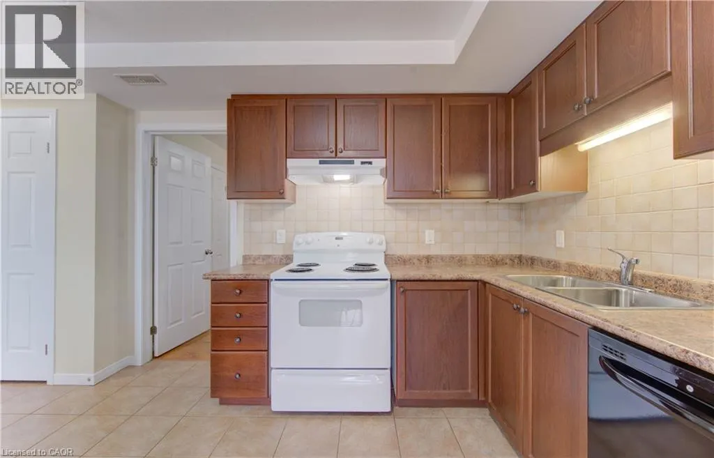 1460 HIGHLAND Road W Unit# 10F, #10F