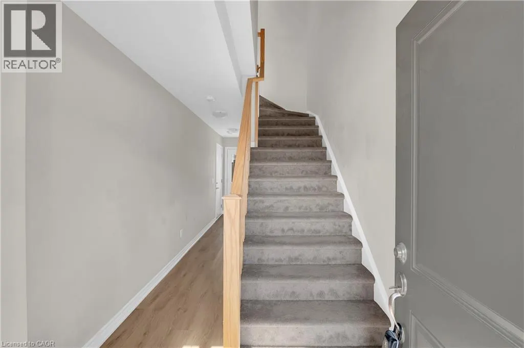 19 PICARDY Drive Unit# 6, #6